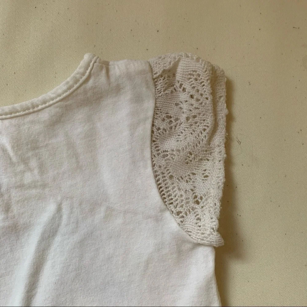 𝅺gap| Short sleeve shirt- Size 18-24 months
